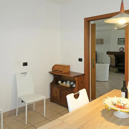 アパート Locazione Turistica Casa Lucia - Cid200 Azzida